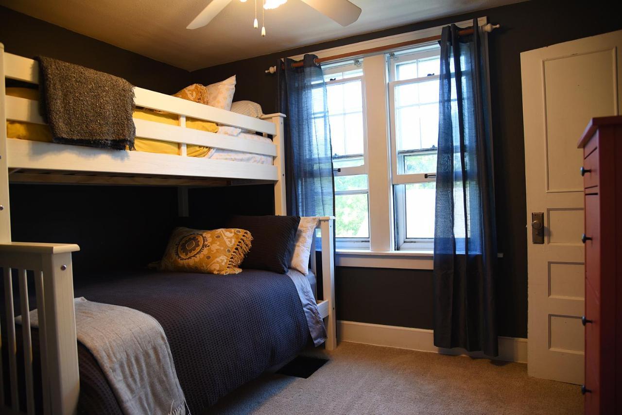 Cozy Near Attractions *
