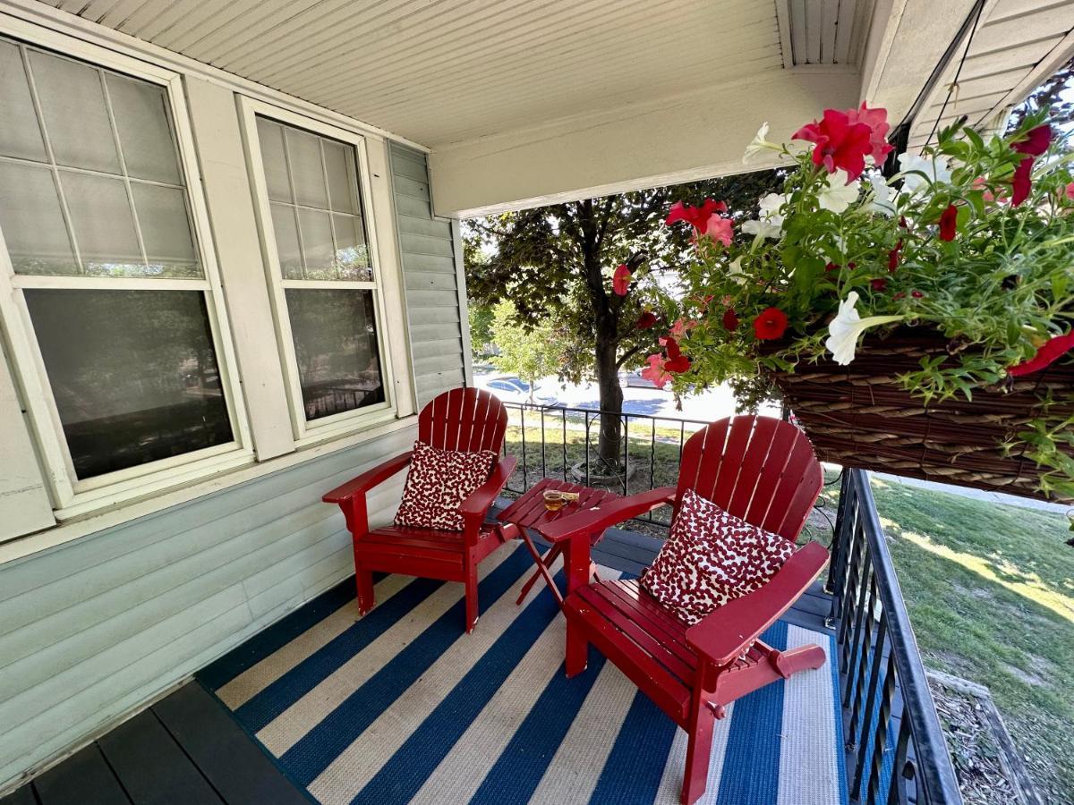 Holiday home Cozy Near Attractions