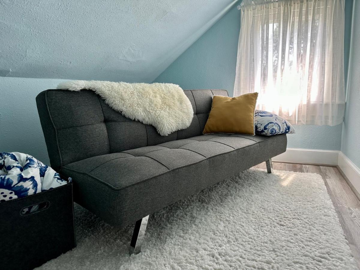 Cozy Near Attractions Holiday home *